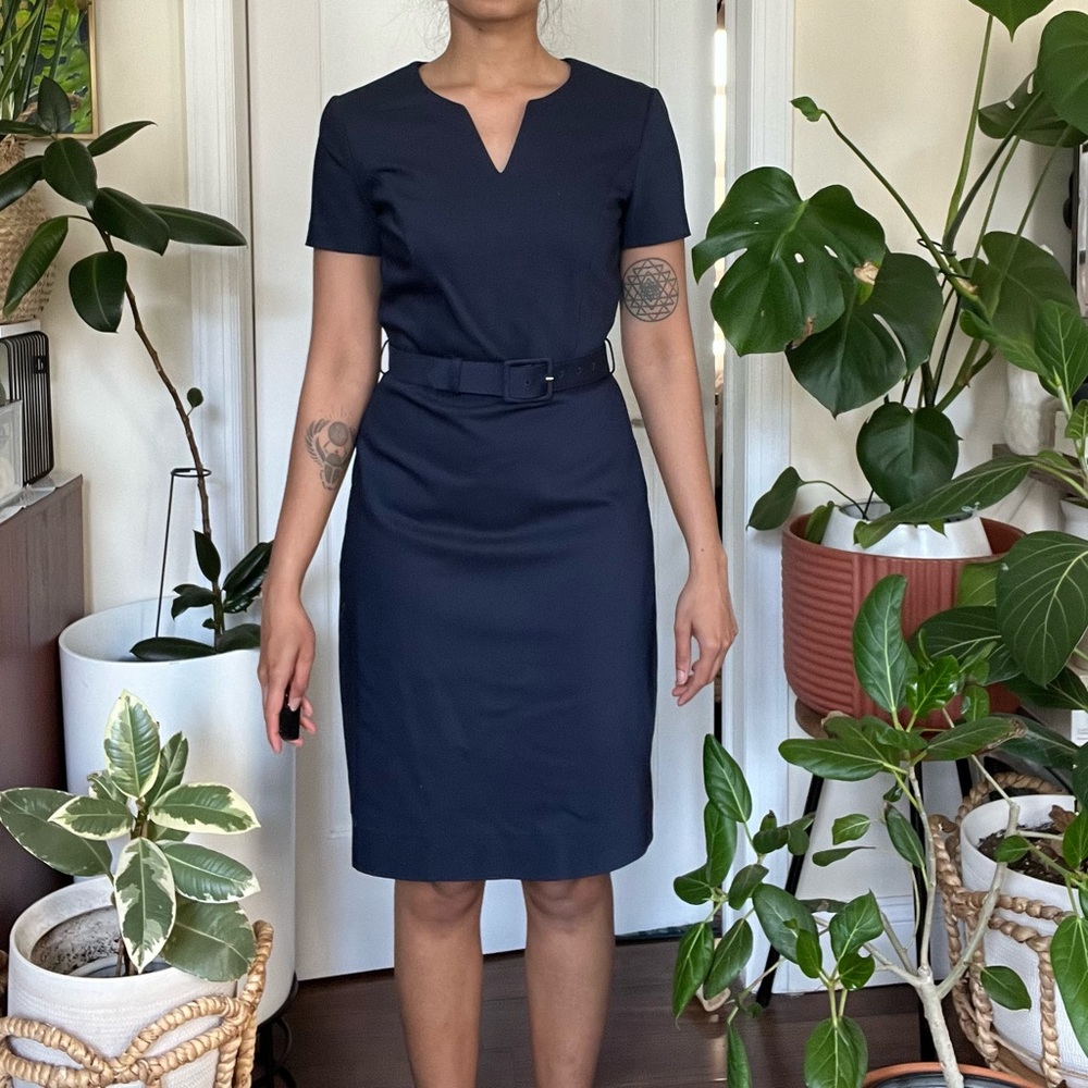 J.Crew 00 Navy sheath dress with short sleeves and belt